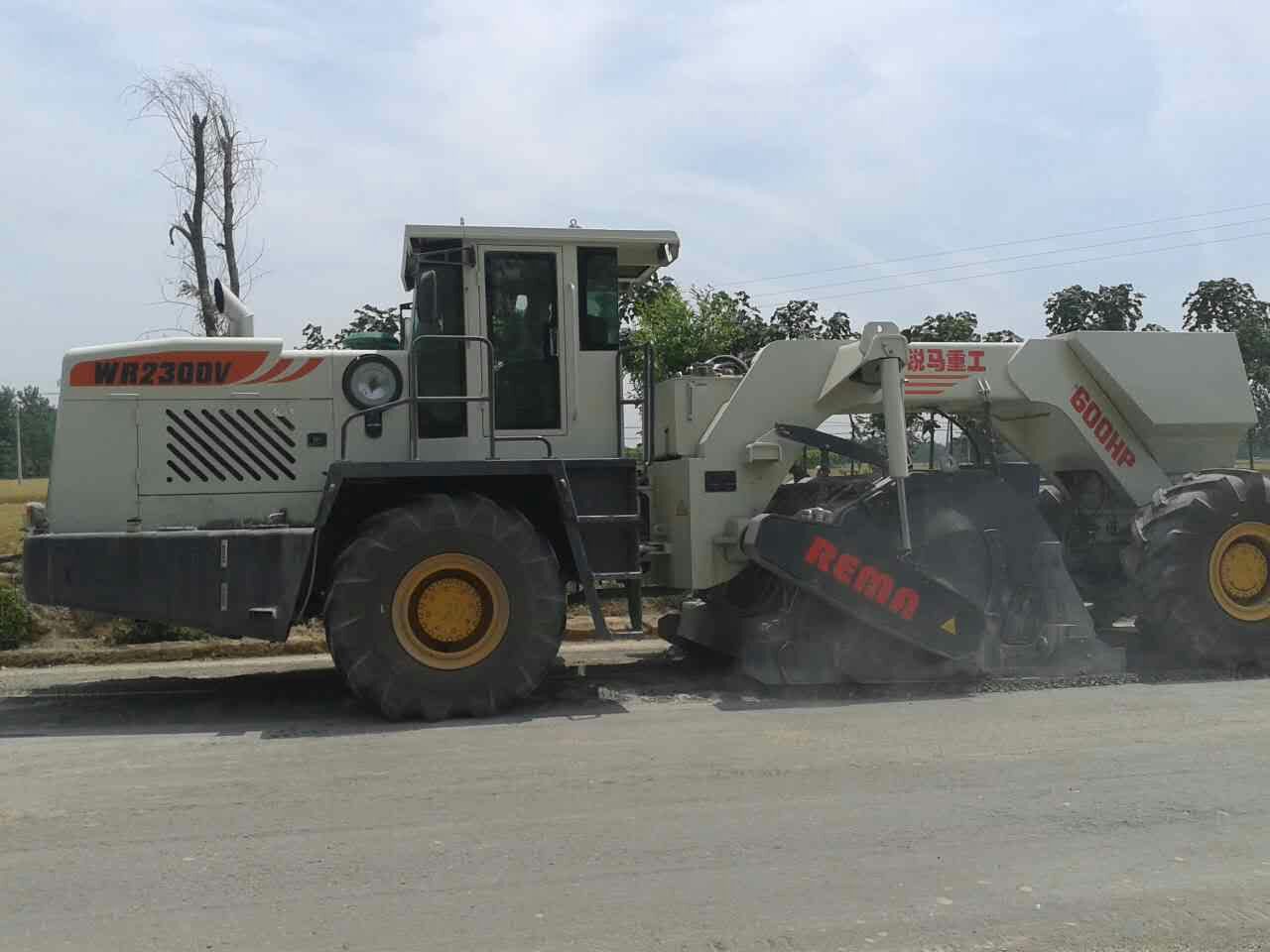 WR2300V，淮陽省道冷再生